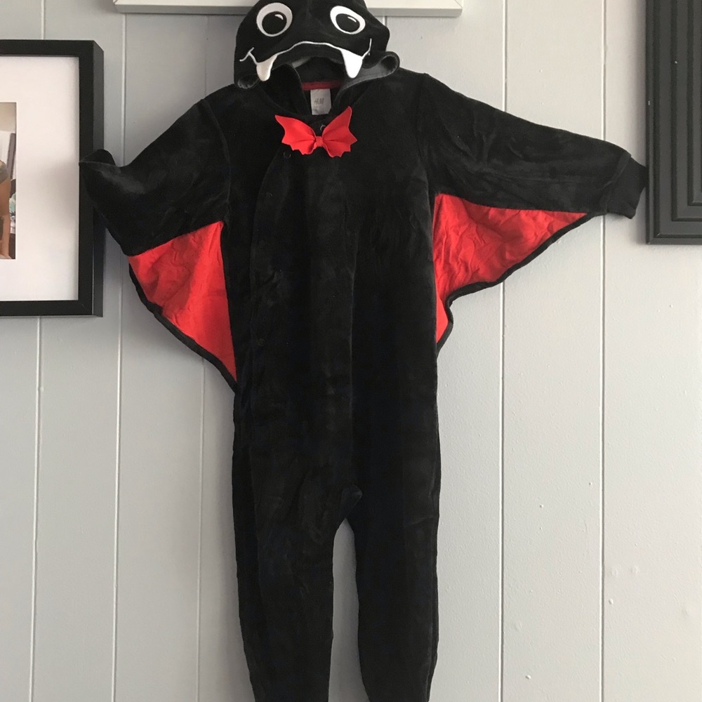 H&M Costume Vampire - Picture 5 of 5